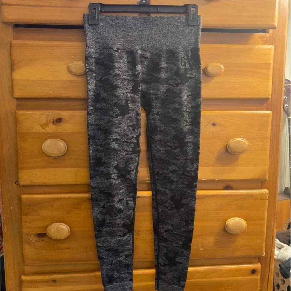 Gymshark Camo Seamless in Black